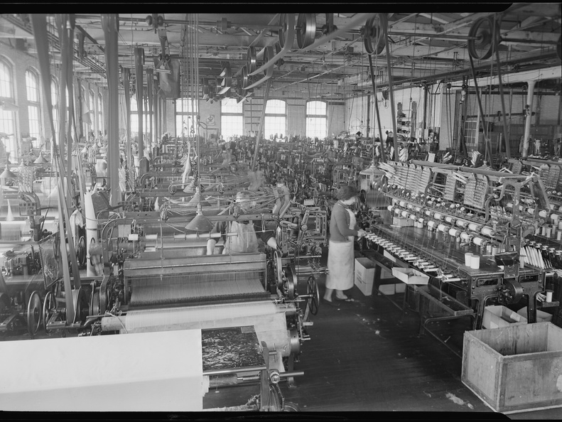 Paterson, New Jersey - Textiles. Madison Silk Co. General view of up-to-date large silk plant (not automatic). - NARA - 518608