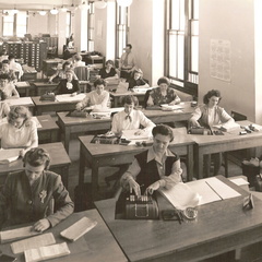 B-1947 Office with 15 Comptometers 