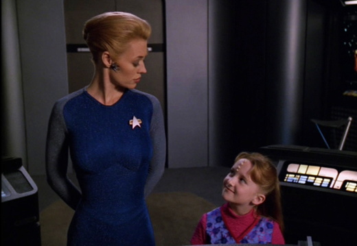 Seven of nine and Naomi - ST Voyager