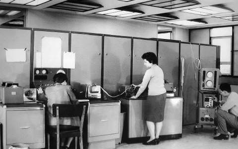 "Computadora Clementina - 01". (1962). Programa de Historia de la FCEN - UBA.jpg
